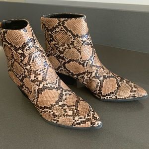 New Snake Print Booties ~ Cute Fall/Winter Fashion